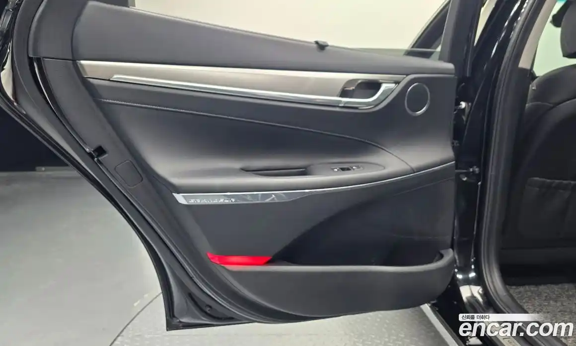 Hyundai Grandeur 2020 2.5 автомат (гидро), фото 14