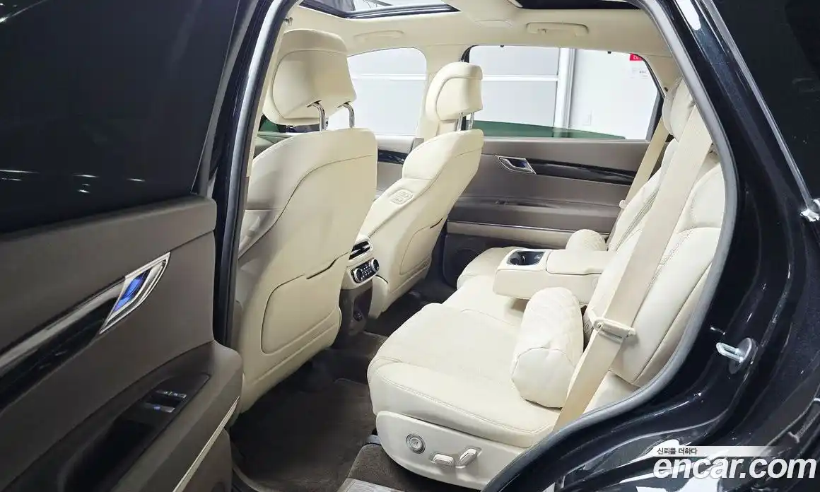 Genesis GV80 2023 2.5 гидро, фото 17