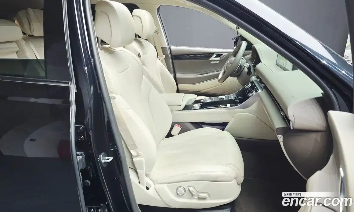 Genesis GV80 2023 2.5 гидро, фото 18