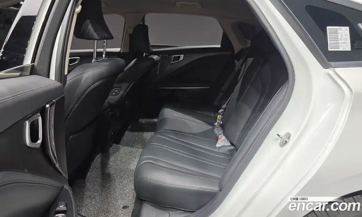 Kia K8 2025 2.5 автомат (гидро), фото 18