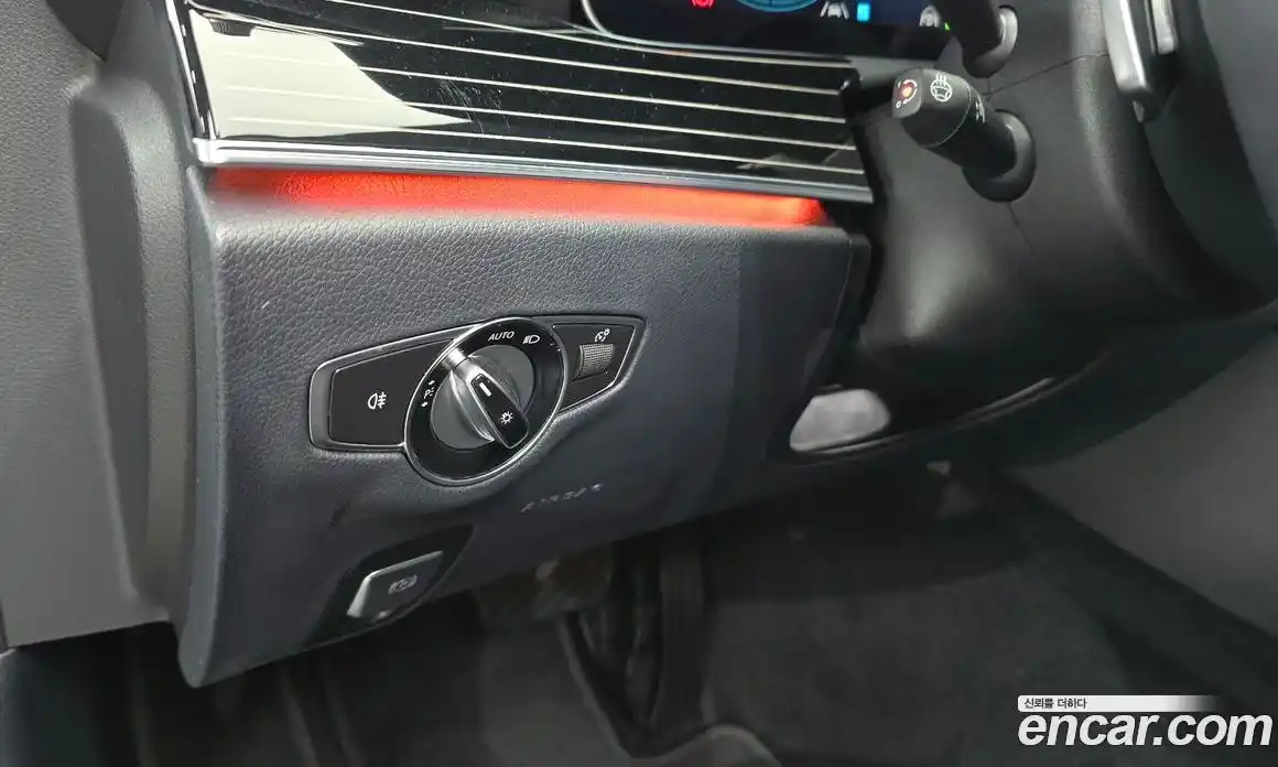 Mercedes-Benz E-Class 2021 3.0 гидро, фото 26