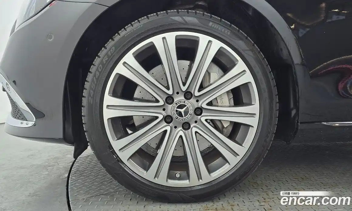 Mercedes-Benz E-Class 2021 3.0 гидро, фото 5
