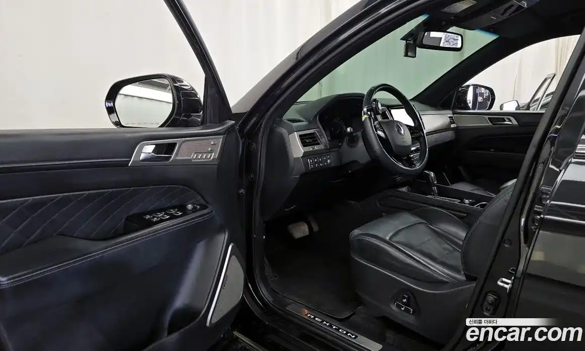 SsangYong Rexton 2017 2.2 автомат (гидро), фото 13