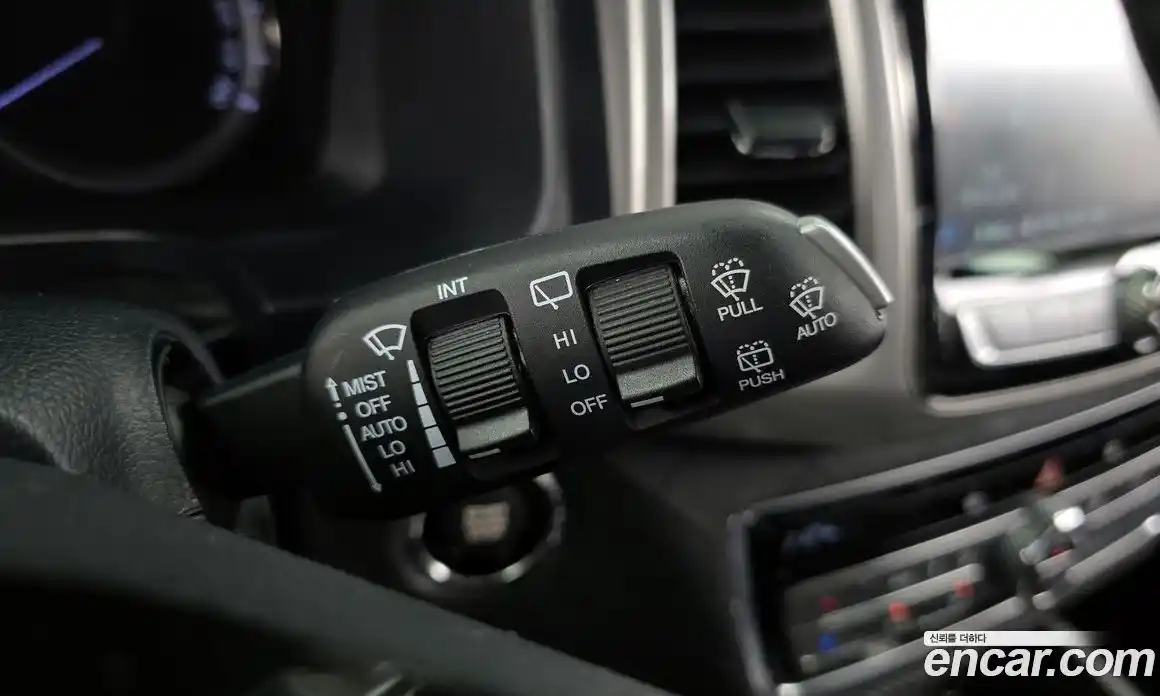 SsangYong Rexton 2017 2.2 автомат (гидро), фото 27