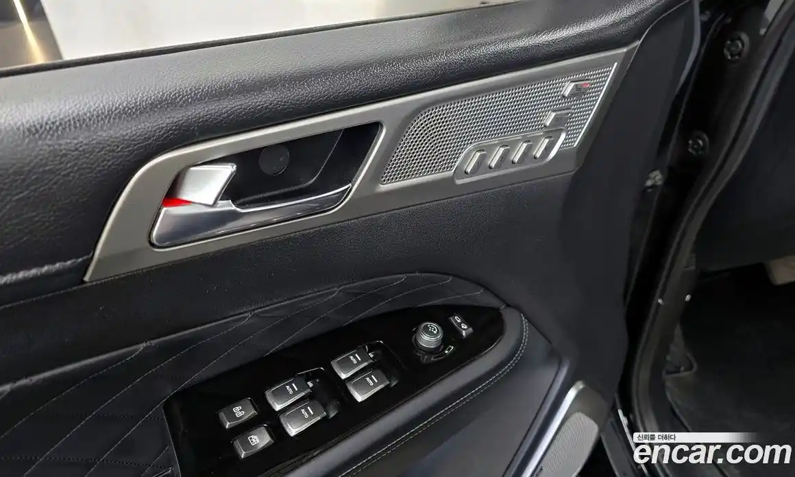 SsangYong Rexton 2017 2.2 автомат (гидро), фото 28