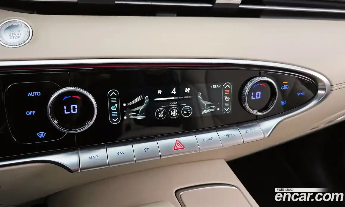 Genesis GV70 2023 2.5 автомат (гидро), фото 16