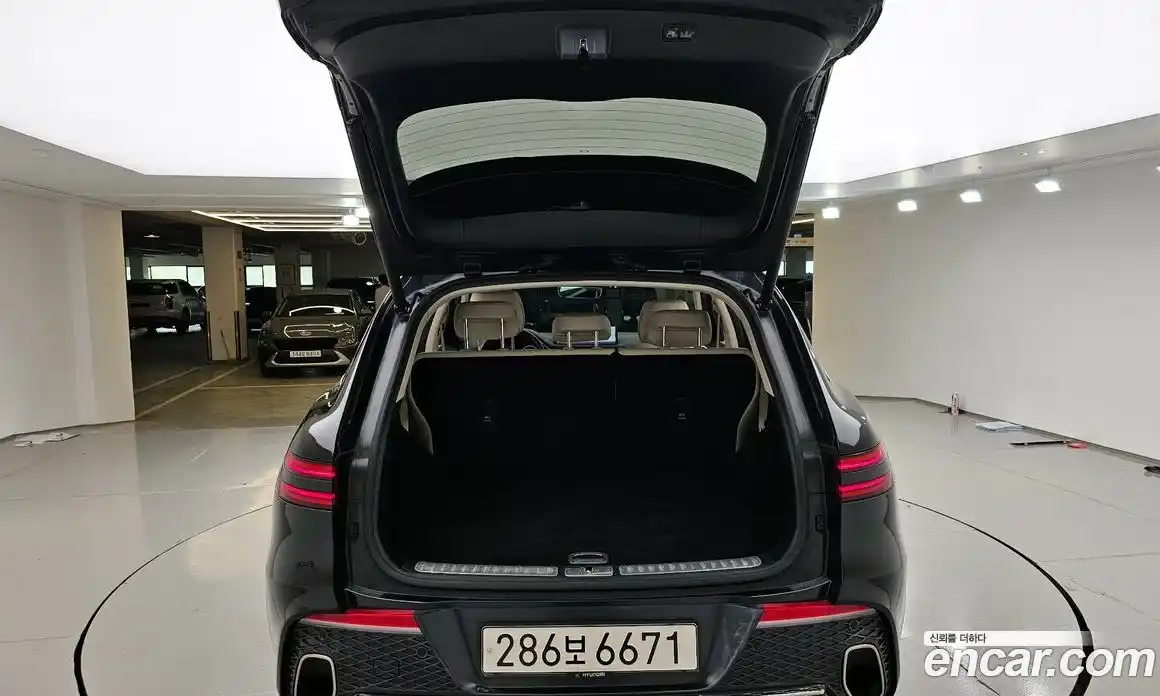 Genesis GV70 2023 2.5 автомат (гидро), фото 20