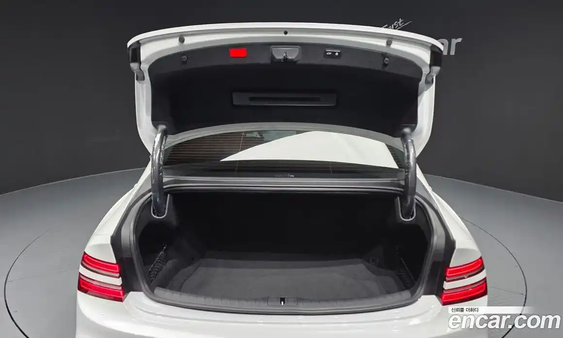 Genesis G80 2025 2.5 гидро, фото 26