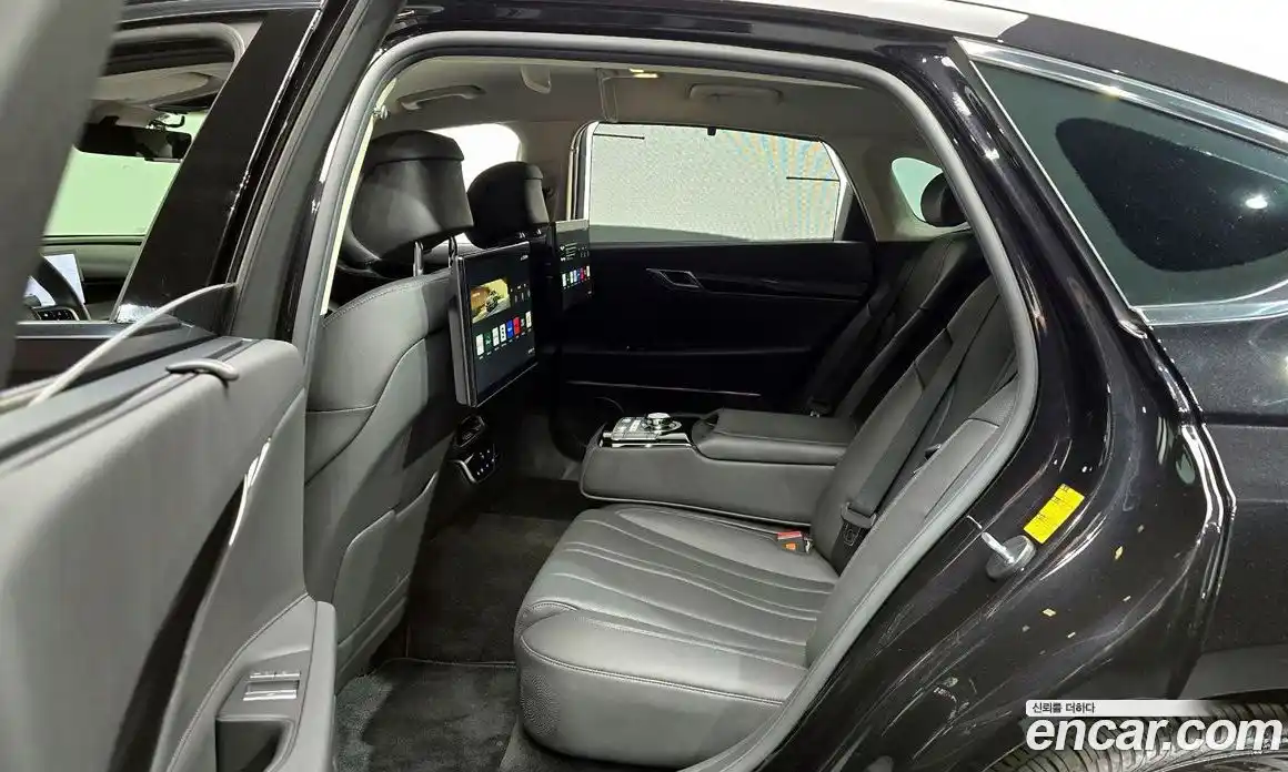 Genesis G80 2024 2.5 гидро, фото 17