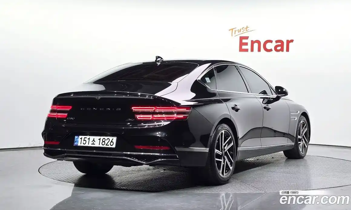 Genesis G80 2024 2.5 гидро, фото 2