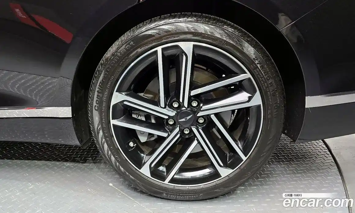 Genesis G80 2024 2.5 гидро, фото 7