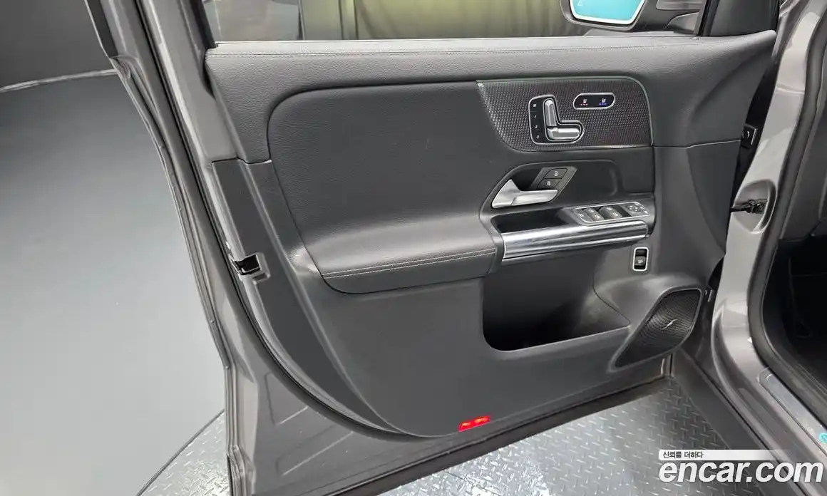 Mercedes-Benz EQA 2021 0.2 гидро, фото 13