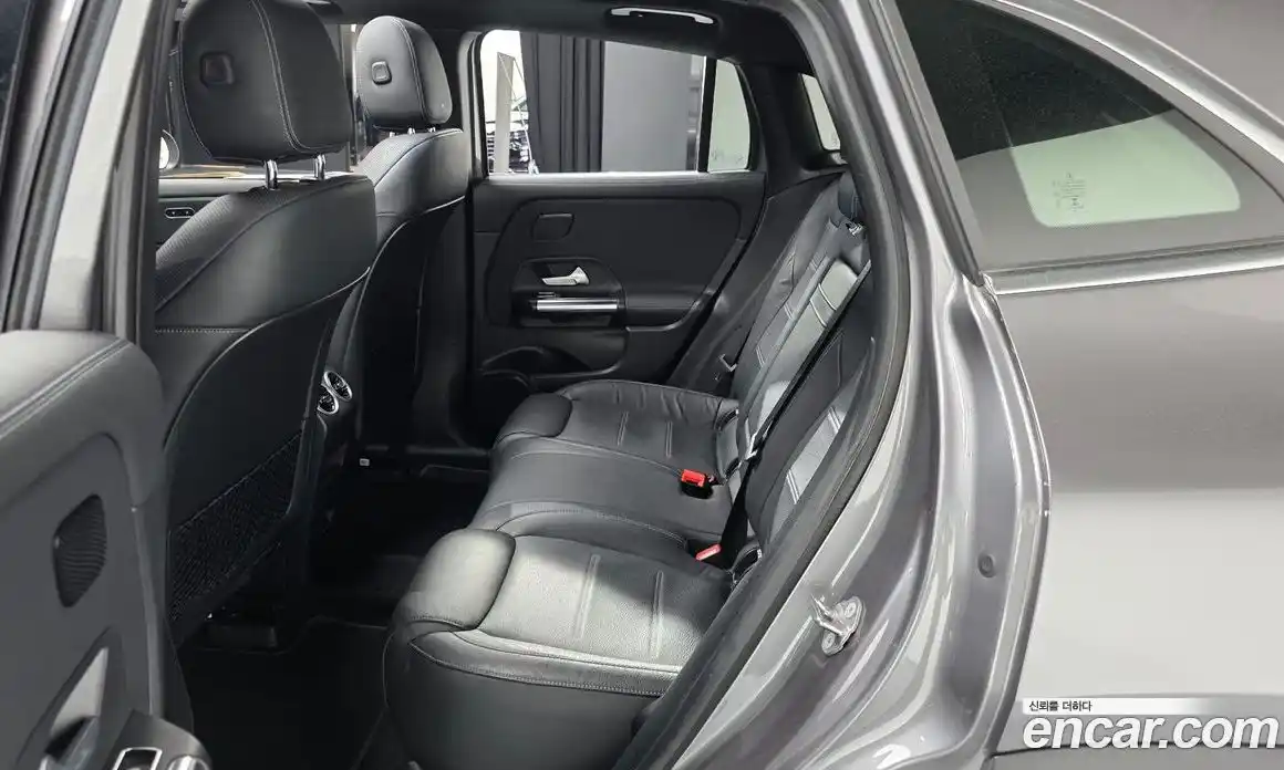 Mercedes-Benz EQA 2021 0.2 гидро, фото 17