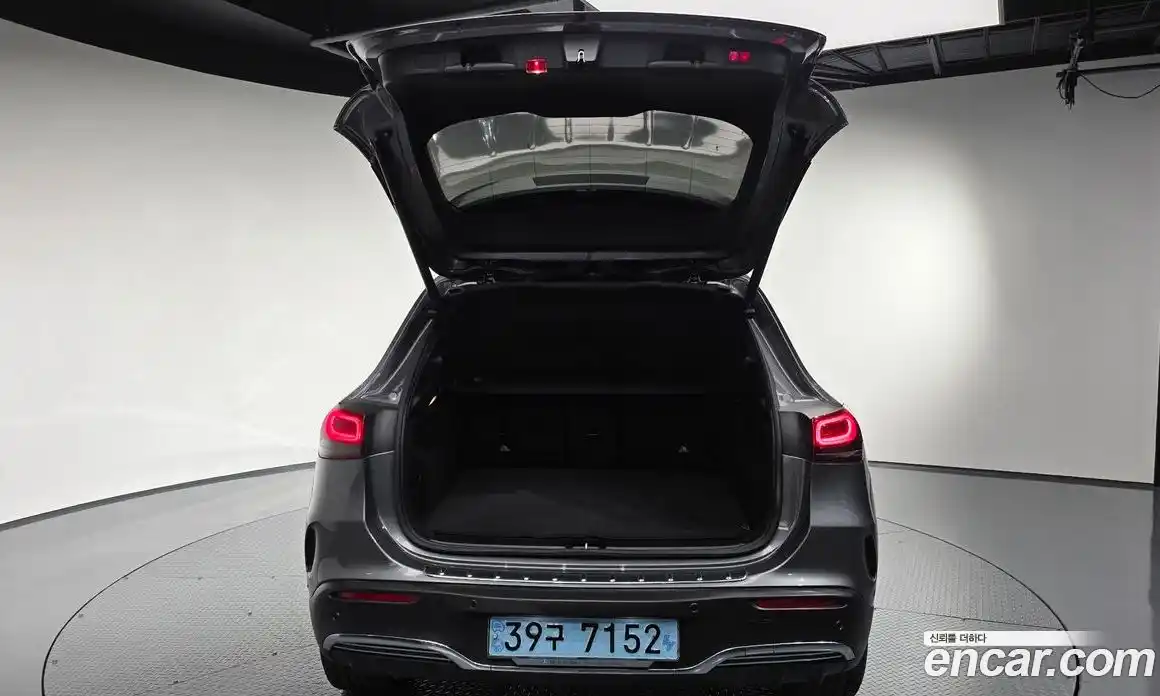 Mercedes-Benz EQA 2021 0.2 гидро, фото 30