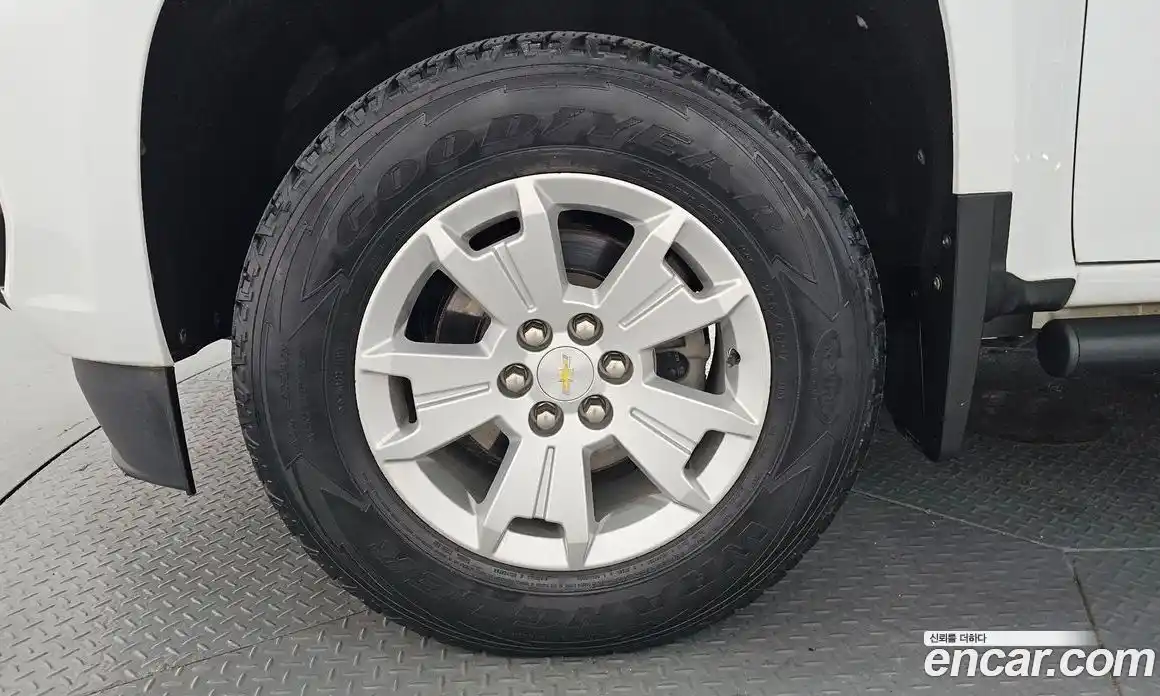 Chevrolet Colorado 2021 3.6 автомат (гидро), фото 4