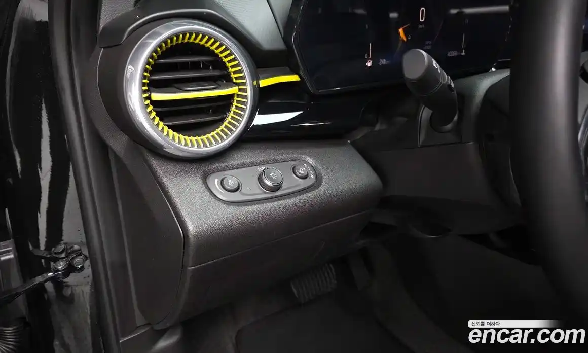 Chevrolet Trax 2024 1.2 гидро, фото 13
