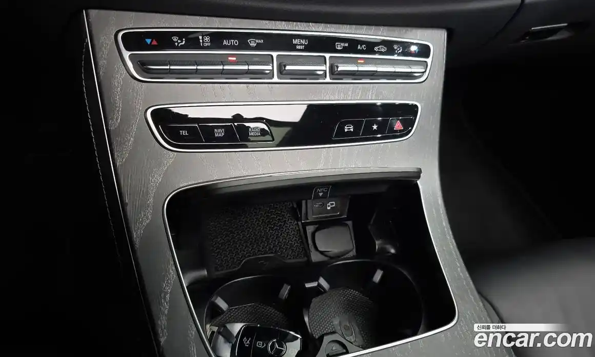 Mercedes-Benz E-Class 2020 2.0 гидро, фото 31