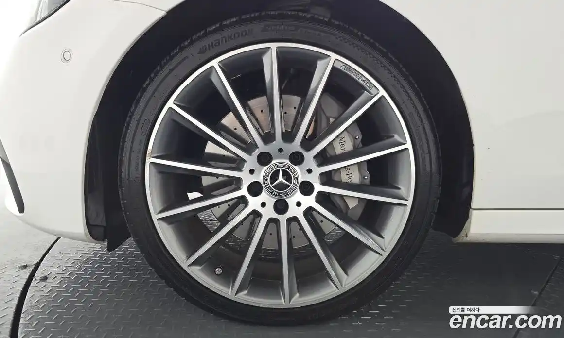 Mercedes-Benz E-Class 2020 2.0 гидро, фото 4