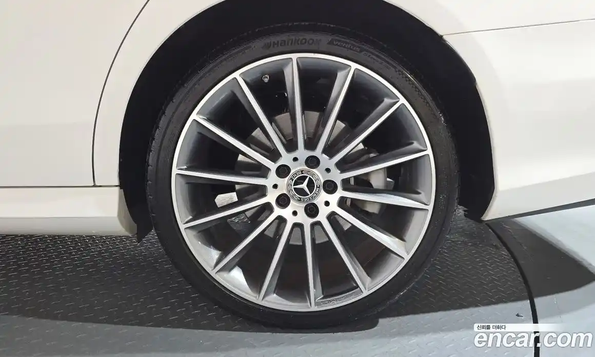 Mercedes-Benz E-Class 2020 2.0 гидро, фото 6