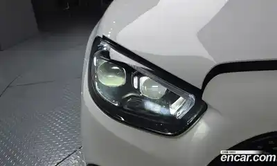 Mercedes-Benz E-Class 2020 2.0 гидро, миниатюра 7