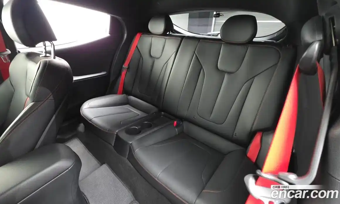 Hyundai Veloster 2019 1.6 автомат (гидро), фото 18