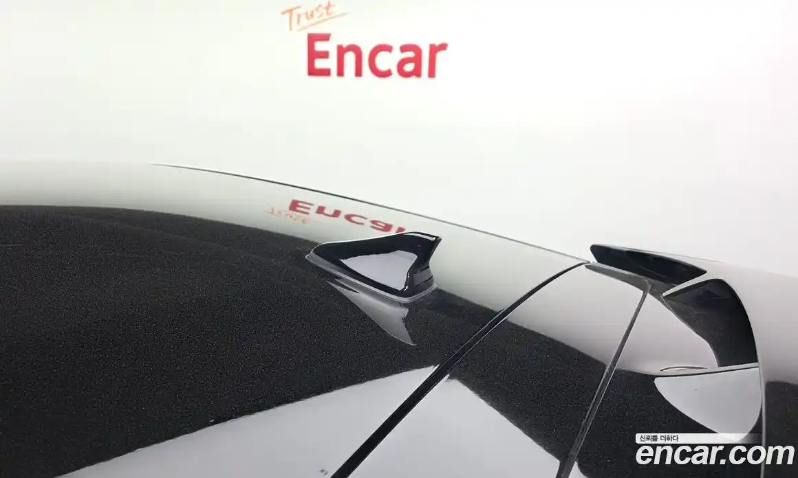 Hyundai Veloster 2019 1.6 автомат (гидро), фото 26
