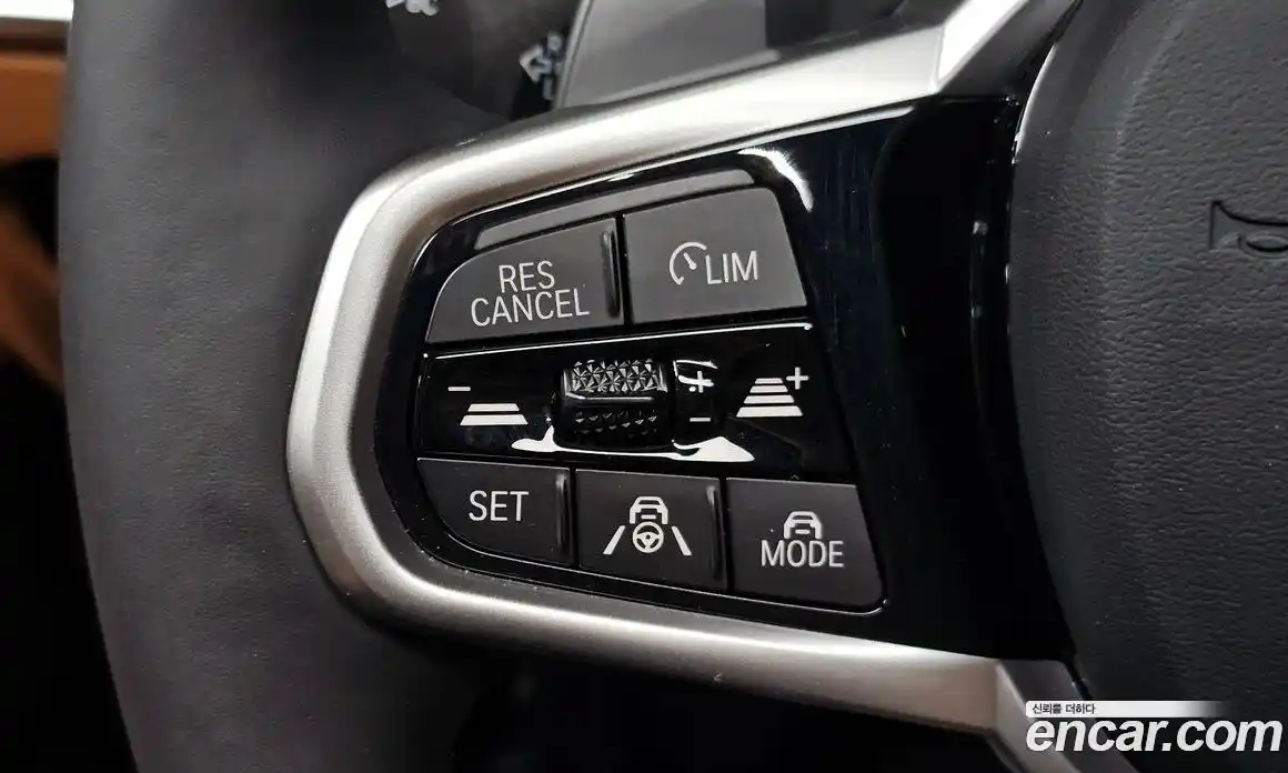 BMW 3-Series 2025 2.0 гидро, фото 19