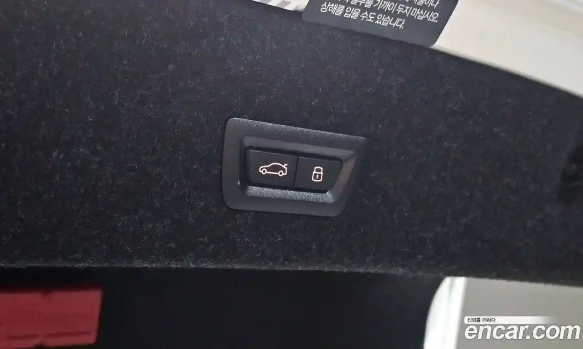 BMW 3-Series 2025 2.0 гидро, фото 23