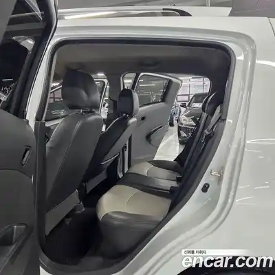 Chevrolet Spark 2014 1.0 автомат (гидро), миниатюра 8