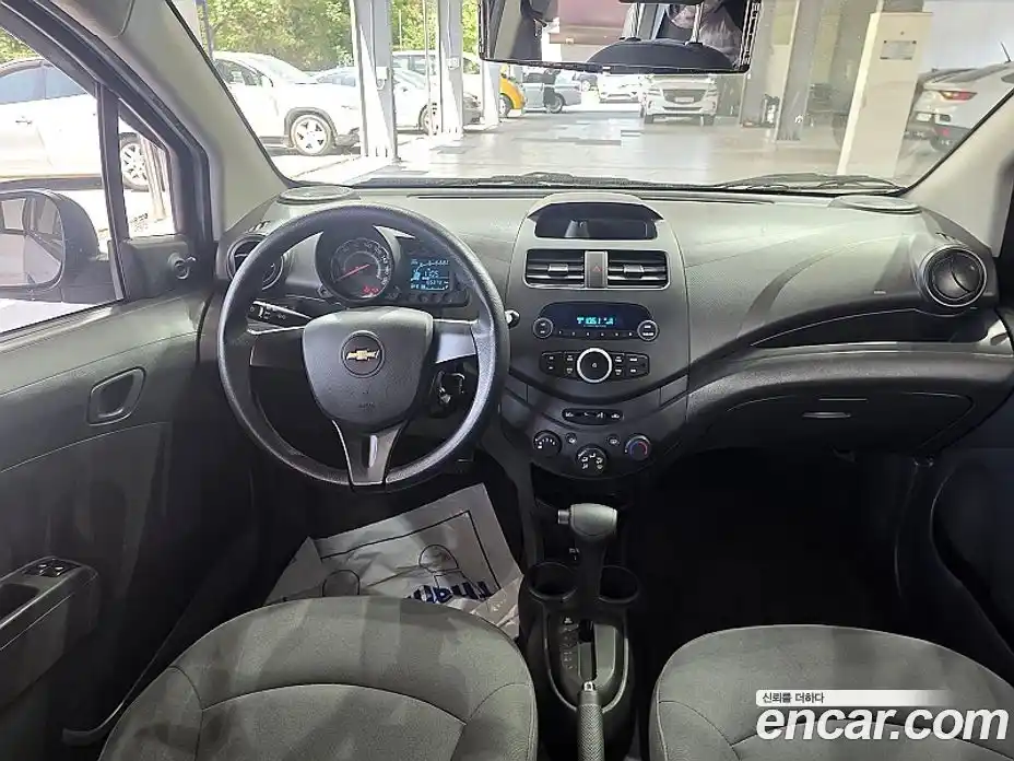 Chevrolet Spark 2012 1.0 автомат (гидро), фото 7