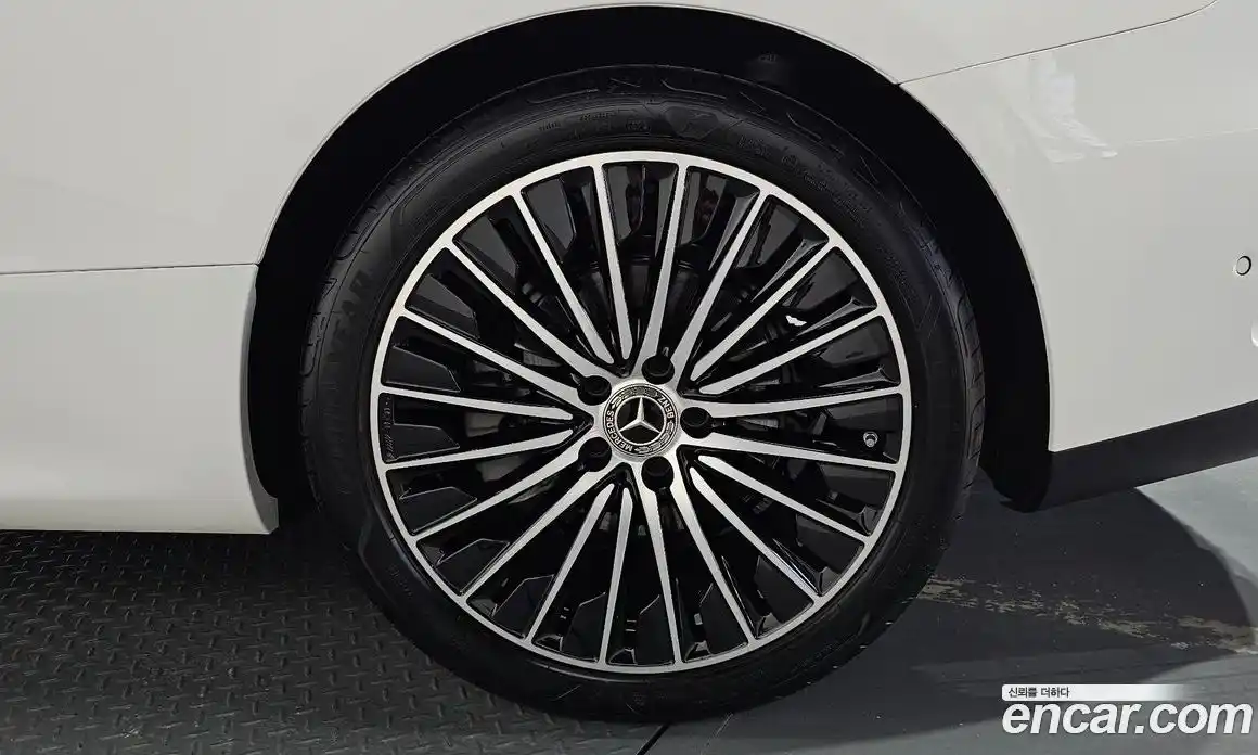 Mercedes-Benz CLE-Class 2025 2.0 гидро, фото 7