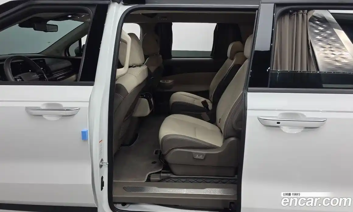 Kia Carnival 2025 3.5 автомат (гидро), фото 12