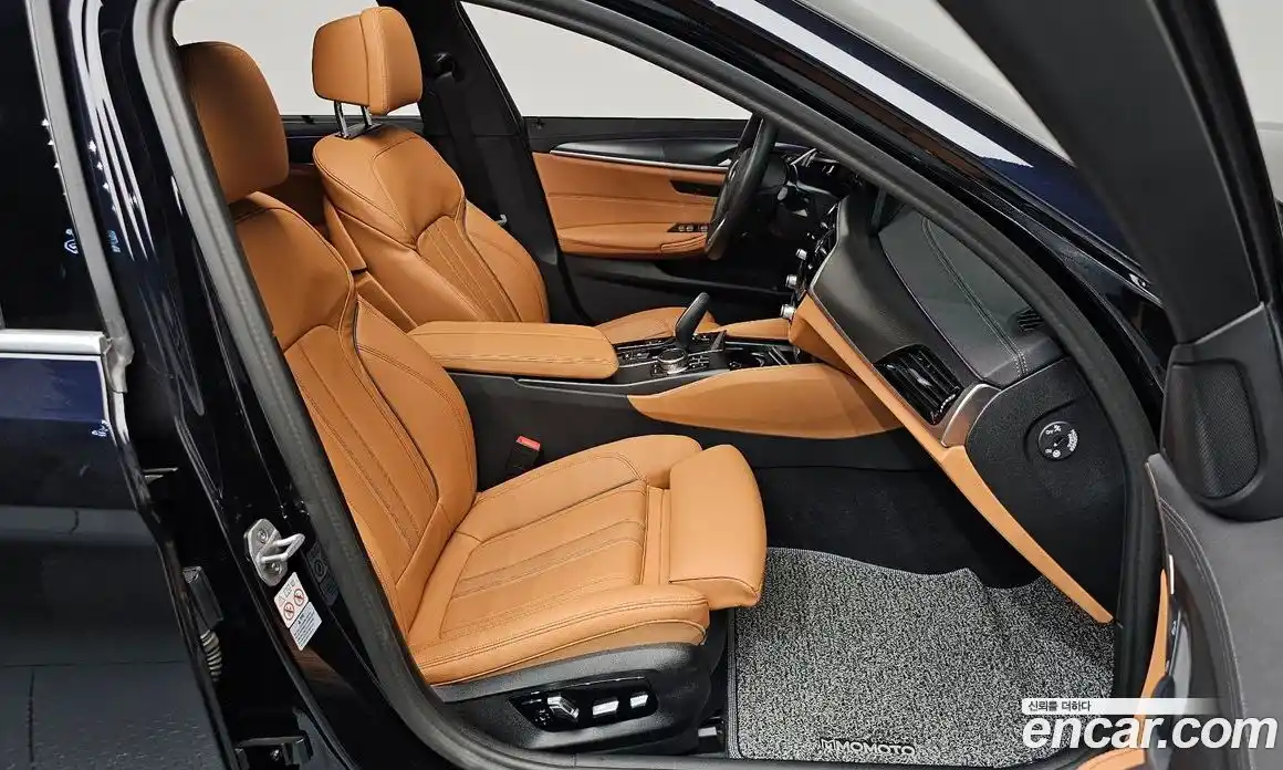 BMW 5-Series 2023 2.0 гидро, фото 15
