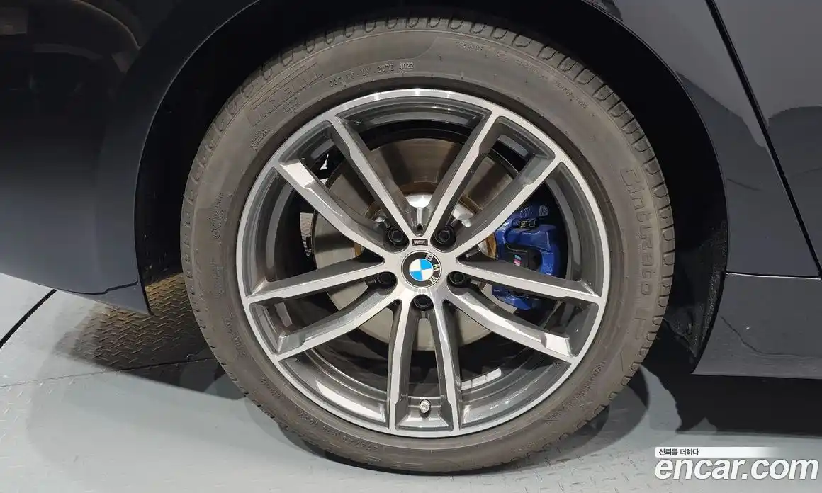 BMW 5-Series 2023 2.0 гидро, фото 4