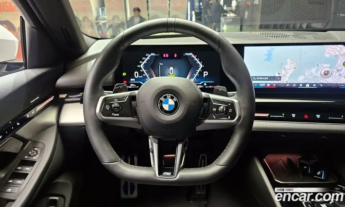 BMW 5-Series 2024 2.0 гидро, фото 19