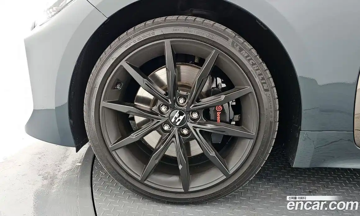 Kia Stinger 2023 3.3 гидро, фото 5