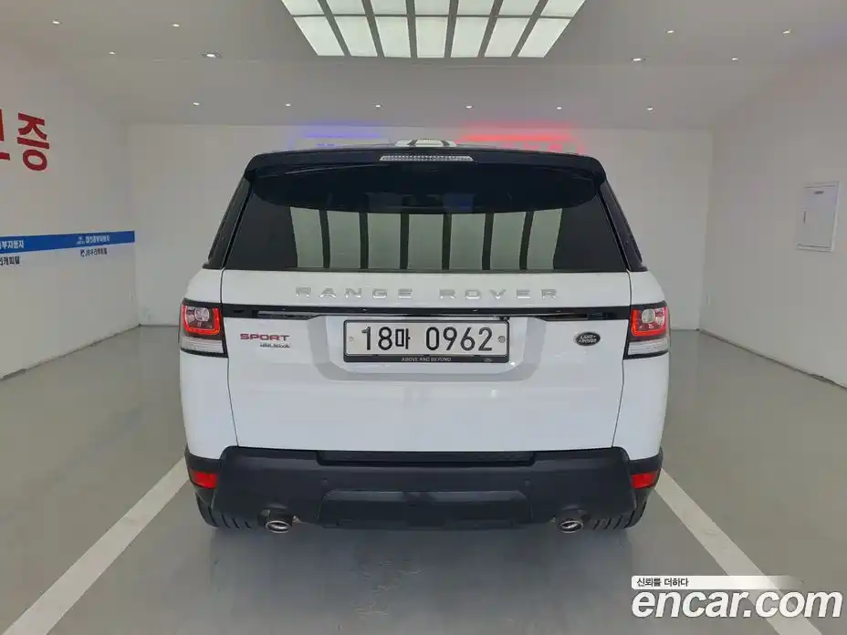 Land Rover Range Rover Sport 2015 4.4 автомат (гидро), фото 11