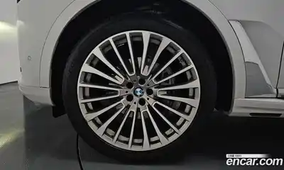 BMW X7 2022 3.0 автомат (гидро), миниатюра 4