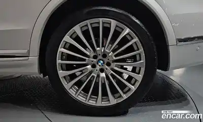 BMW X7 2022 3.0 автомат (гидро), миниатюра 6