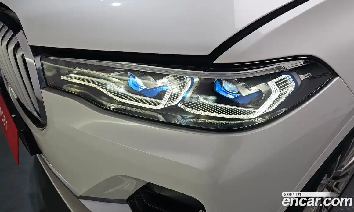 BMW X7 2022 3.0 автомат (гидро), фото 7