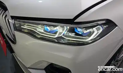 BMW X7 2022 3.0 автомат (гидро), миниатюра 7