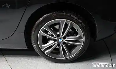BMW 1 серия 2023 2.0 автомат (гидро), миниатюра 7