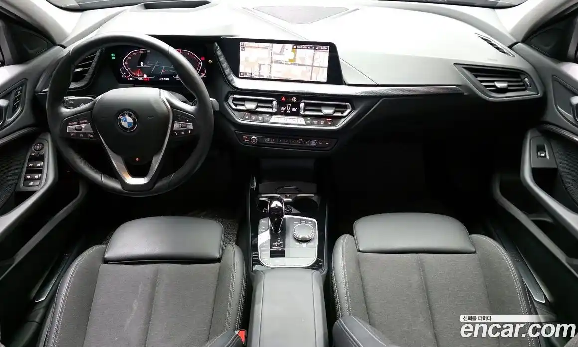 BMW 1 серия 2023 2.0 автомат (гидро), фото 10
