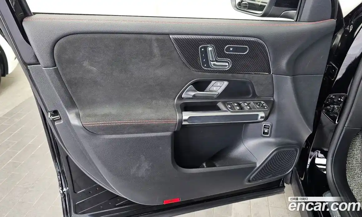 Mercedes-Benz GLB-Class 2024 2.0 гидро, фото 14