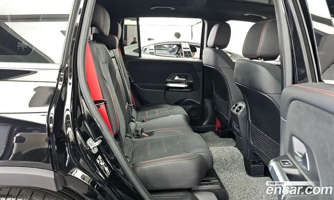 Mercedes-Benz GLB-Class 2024 2.0 гидро, фото 18