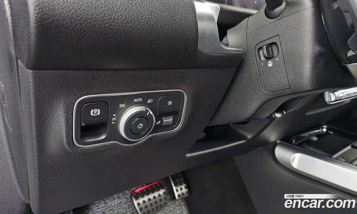 Mercedes-Benz GLB-Class 2024 2.0 гидро, фото 24