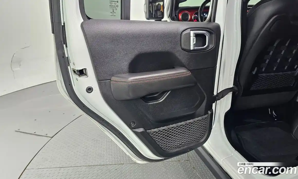 Jeep Wrangler 2021 2.0 автомат (гидро), фото 15
