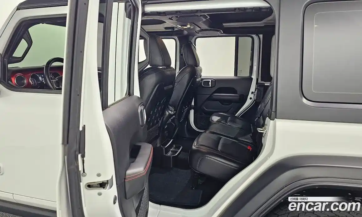 Jeep Wrangler 2021 2.0 автомат (гидро), фото 24