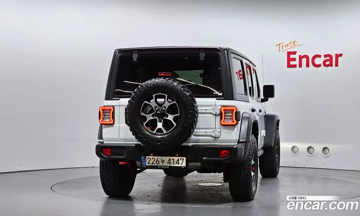 Jeep Wrangler 2021 2.0 автомат (гидро), фото 4