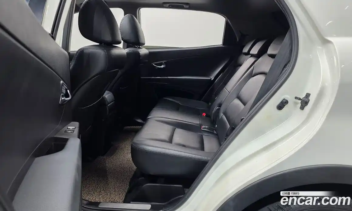 SsangYong Korando 2013 2.0 автомат (гидро), фото 12